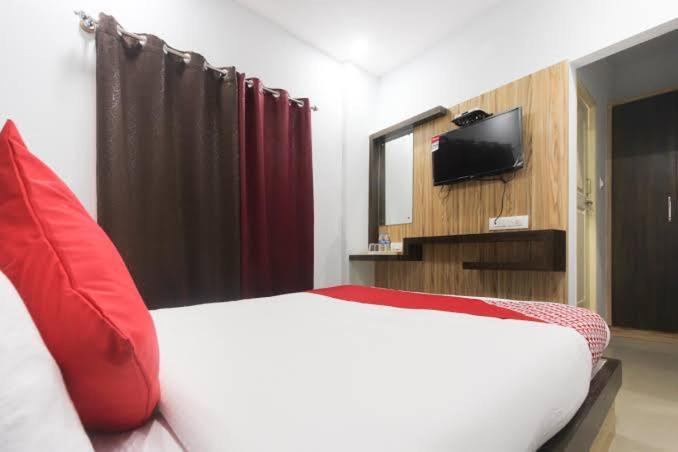 Juju Residency Madikeri Buitenkant foto